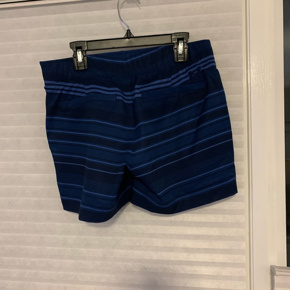 Stripe under armor shorts